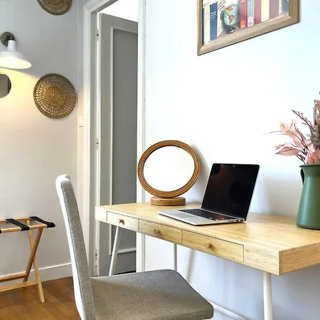 Apartment Le Penthouse - Vue Centre Ville, Proche Gare Sncf